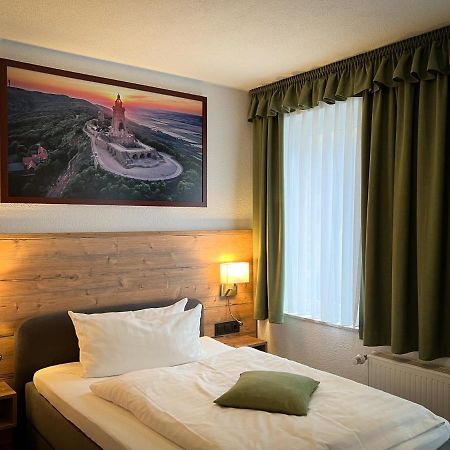 Hotel Friedchen Mit Eigener Fleischerei Artern Ngoại thất bức ảnh