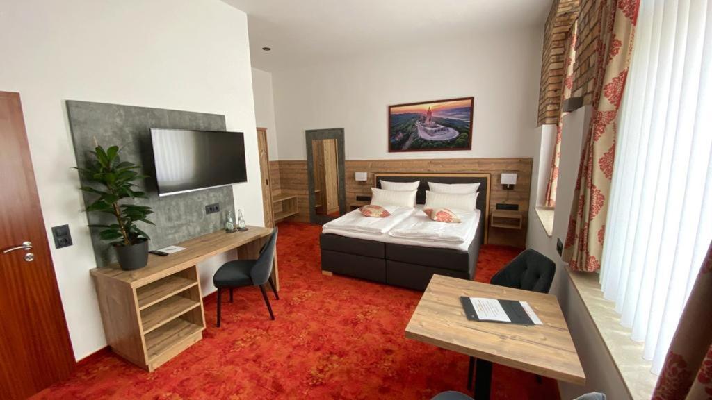 Hotel Friedchen Mit Eigener Fleischerei Artern Ngoại thất bức ảnh