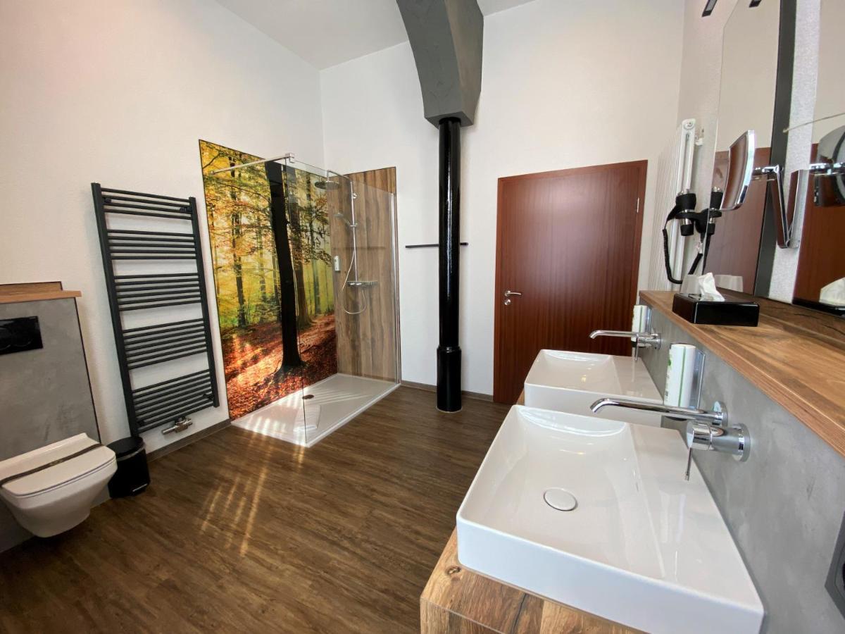 Hotel Friedchen Mit Eigener Fleischerei Artern Ngoại thất bức ảnh