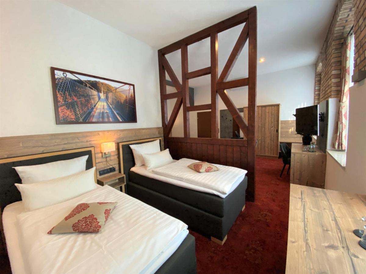 Hotel Friedchen Mit Eigener Fleischerei Artern Ngoại thất bức ảnh